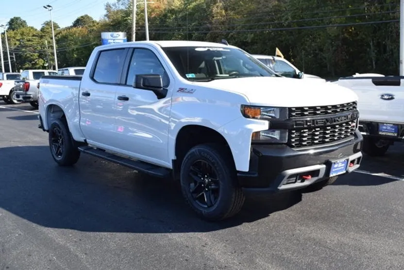 2022 Ford Escape SEL photo 1