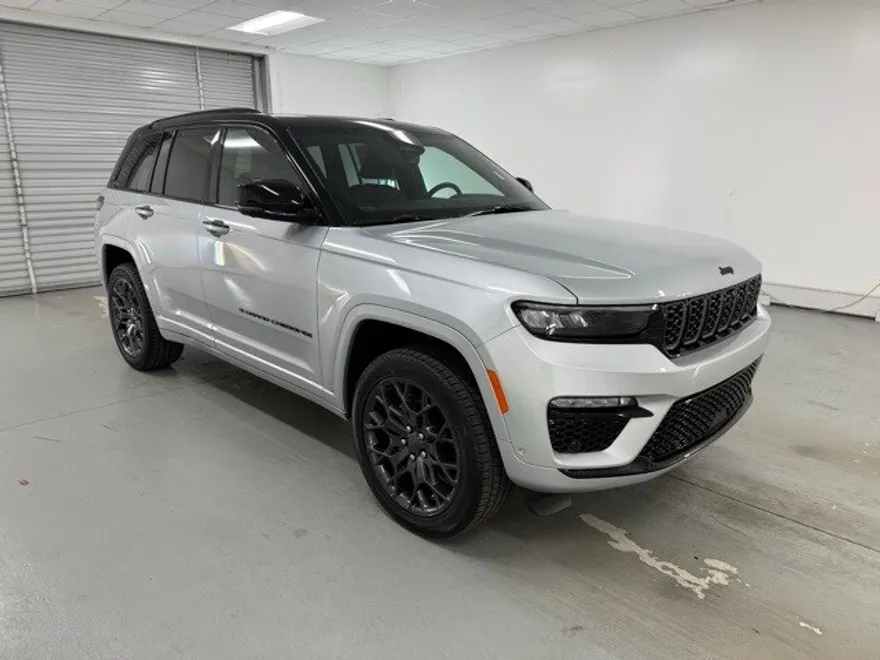 2025 Jeep Grand Cherokee Summit Reserve photo 1