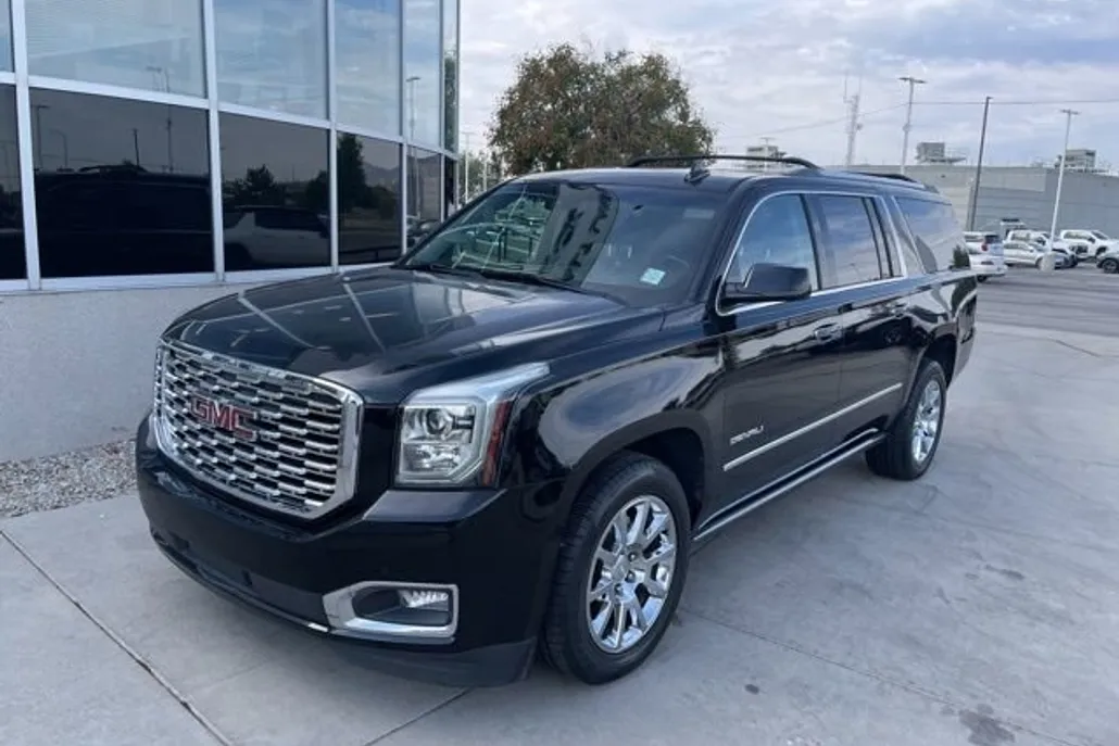 2018 Gmc Yukon XL Denali photo 1