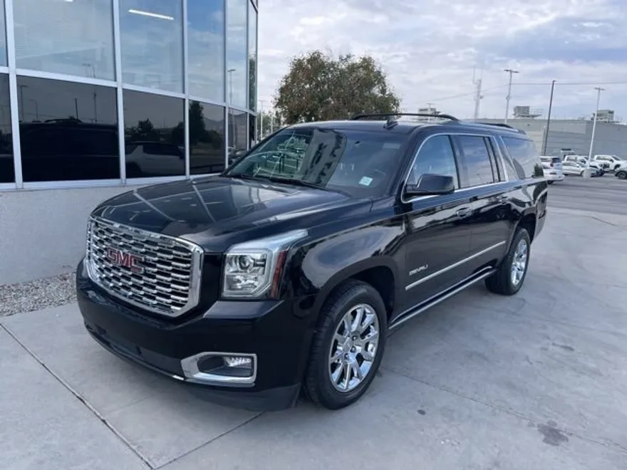 2018 Gmc Yukon XL Denali photo 1
