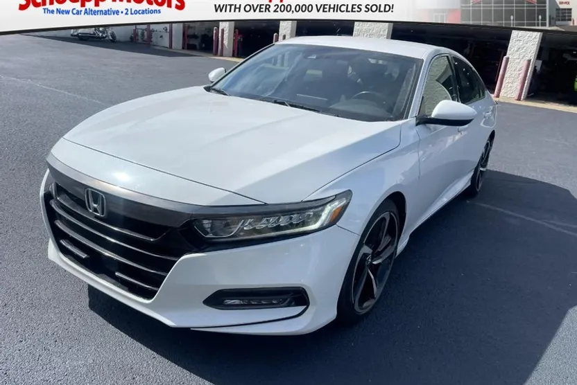 2018 Honda Accord Sport photo 1