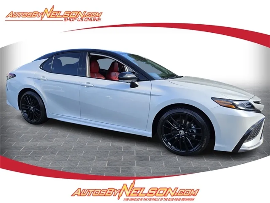 2022 Toyota Camry XSE photo 1