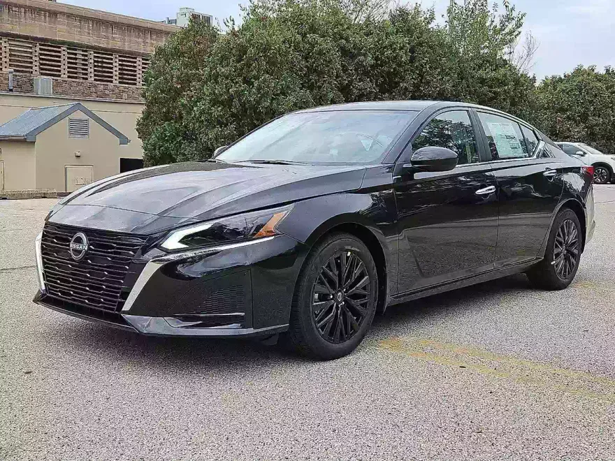 2025 Nissan Altima SV Special Edition photo 1