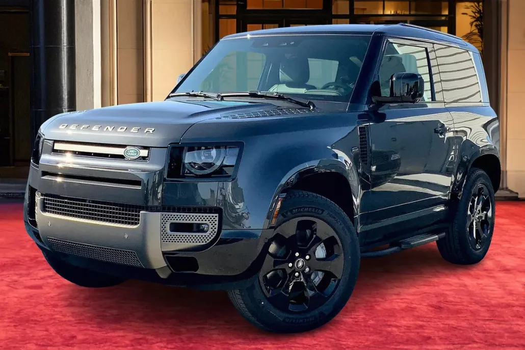 2025 Land Rover Defender 90 X-Dynamic SE photo 1