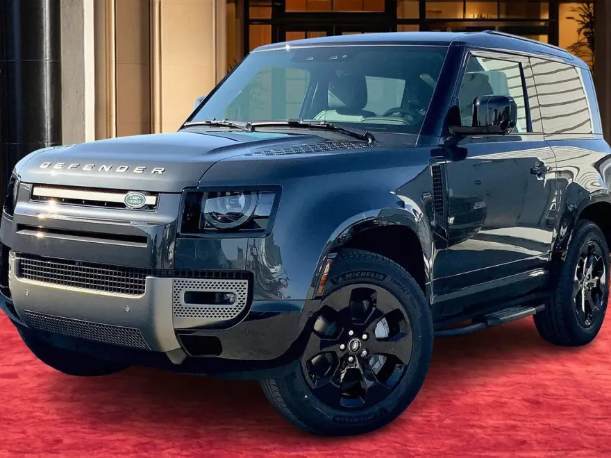 2025 Land Rover Defender 90 X-Dynamic SE photo 1