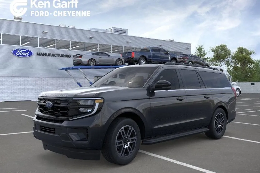 2025 Ford Expedition MAX photo 1