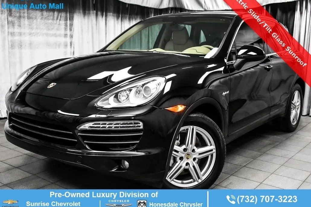 2014 Porsche Cayenne S Hybrid photo 1