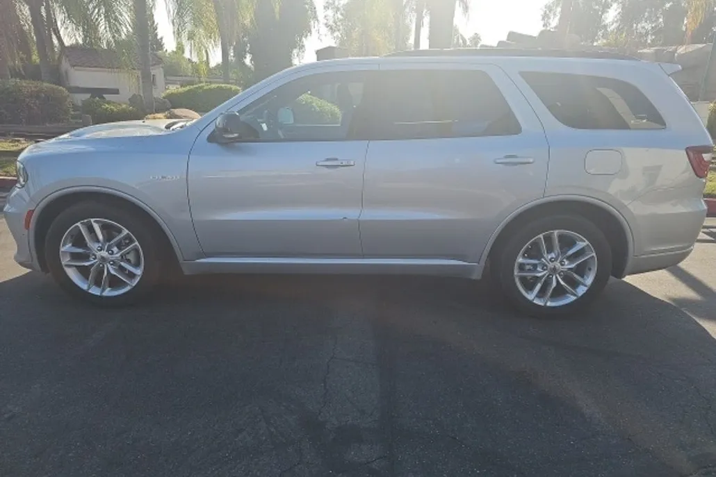 2024 Dodge Durango R/T photo 1
