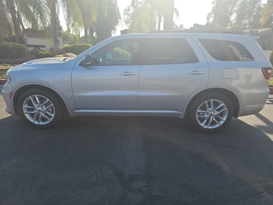 2024 Dodge Durango R/T photo 1
