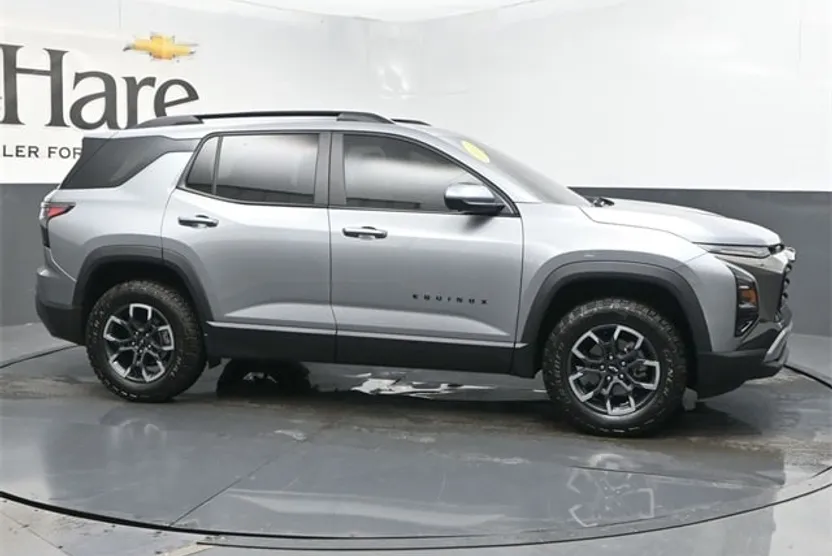 2025 Chevrolet Equinox ACTIV photo 1