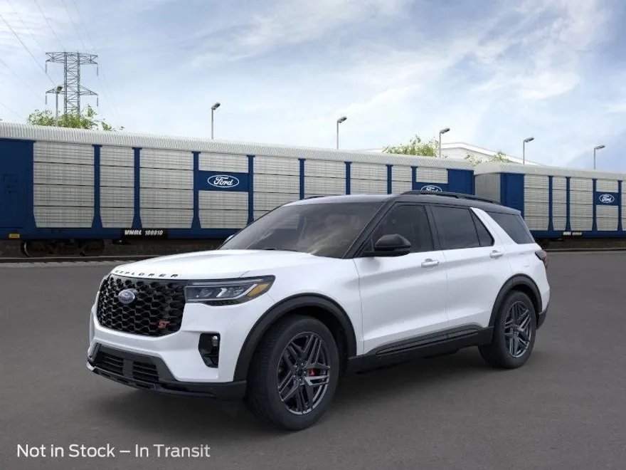 2025 Ford Explorer ST photo 1