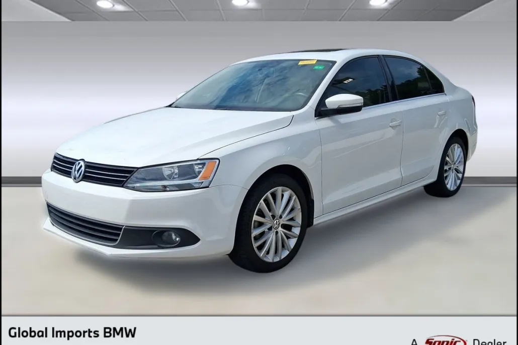 2012 Volkswagen Jetta 2.5L SEL photo 1