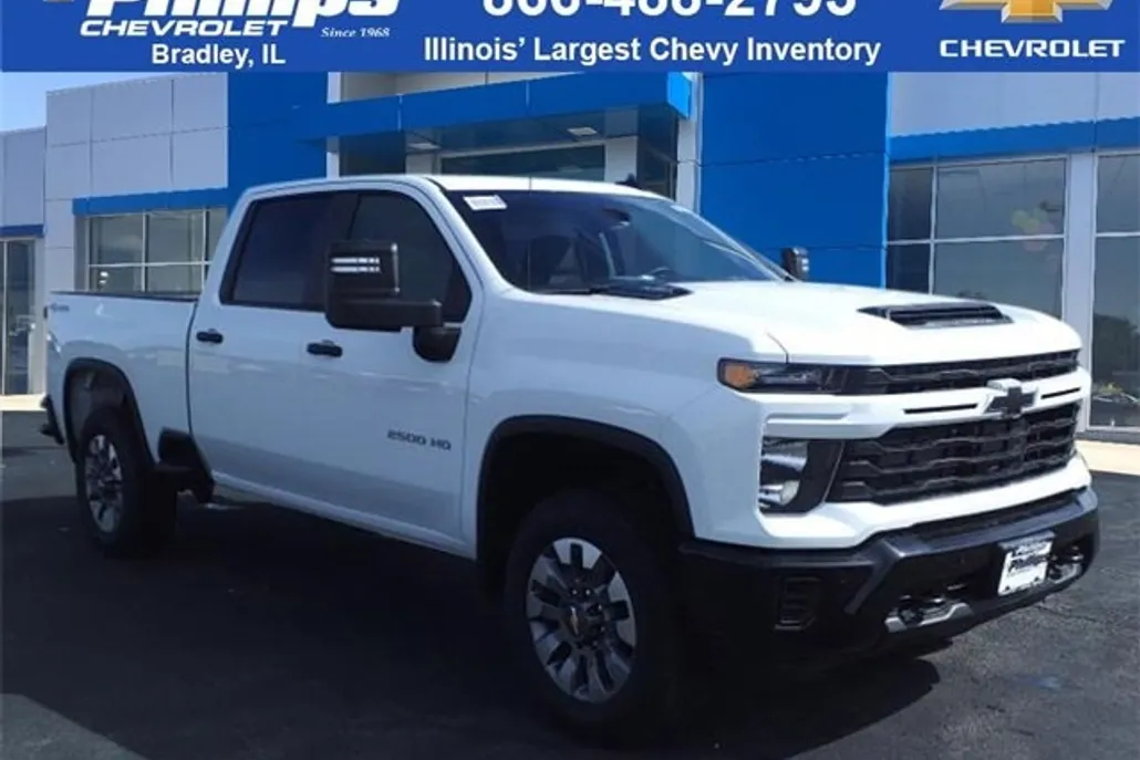 2025 Chevrolet Silverado 2500HD Custom photo 1