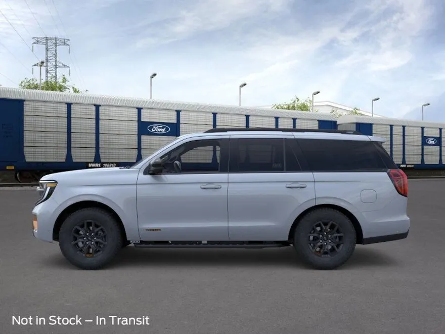 2025 Ford Expedition photo 1