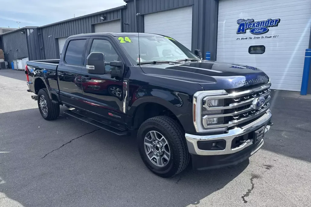 2024 Ford F-350 Lariat photo 1