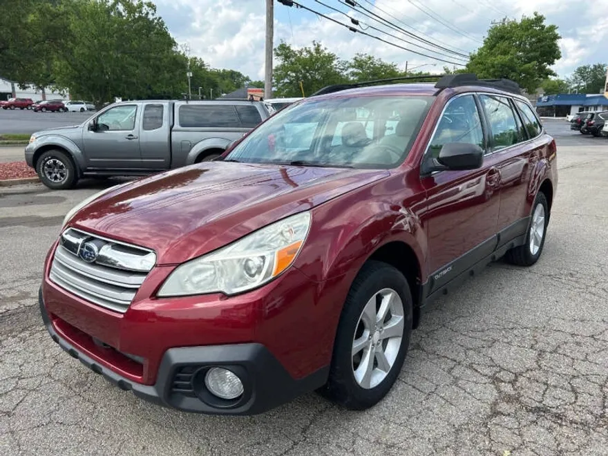 2014 Subaru Outback 2.5i photo 1