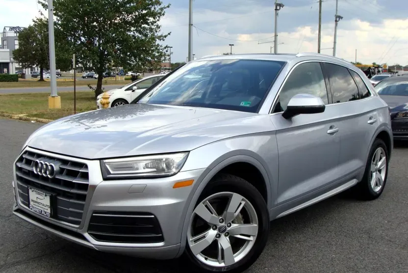 2019 Audi Q5 2.0T Premium photo 1