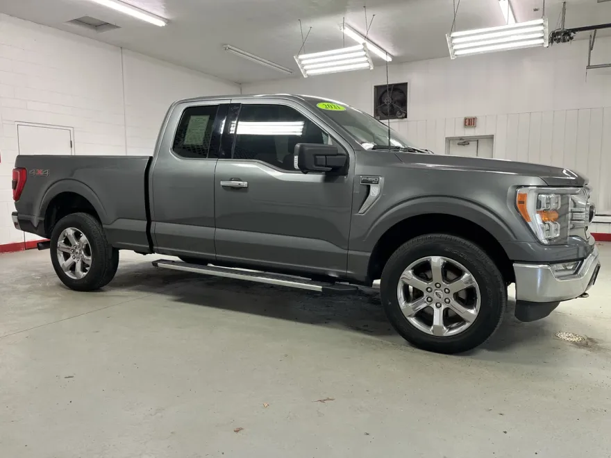 2021 Ford F-150 XLT photo 1