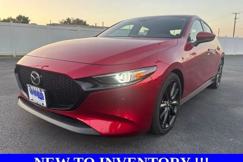 2019 Mazda Mazda3 Premium photo 1