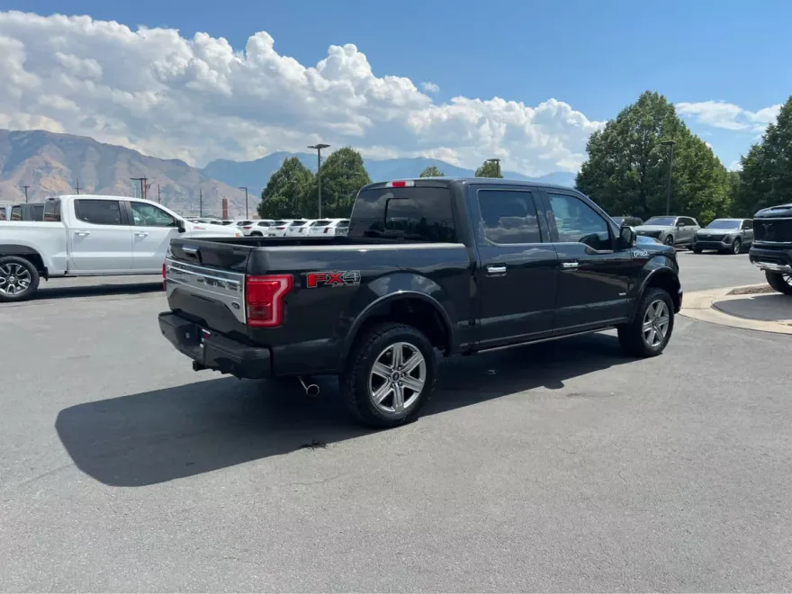 2015 Ford F-150 Platinum photo 1