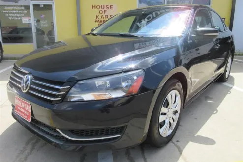 2014 Volkswagen Passat S photo 3