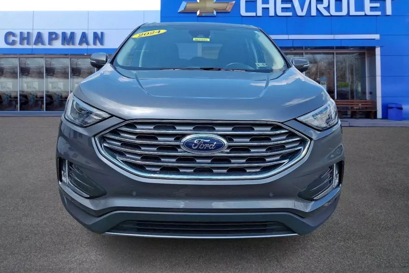 2024 Ford Edge Titanium photo 1