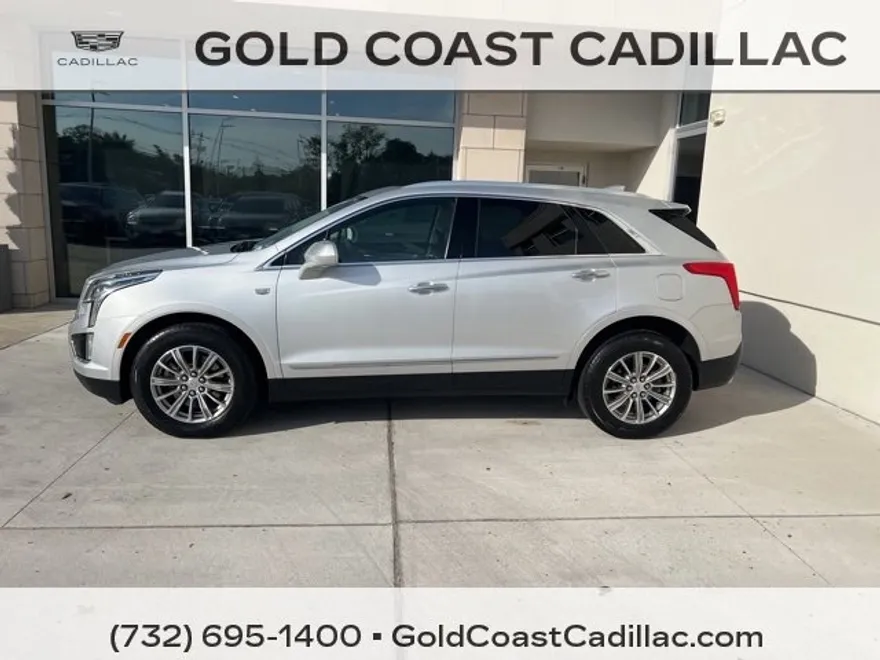 2017 Cadillac XT5 Luxury photo 1
