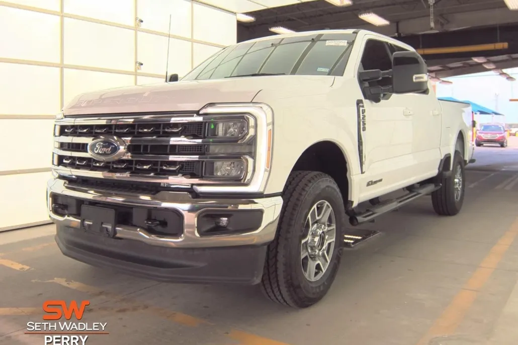 2024 Ford F-250 photo 1