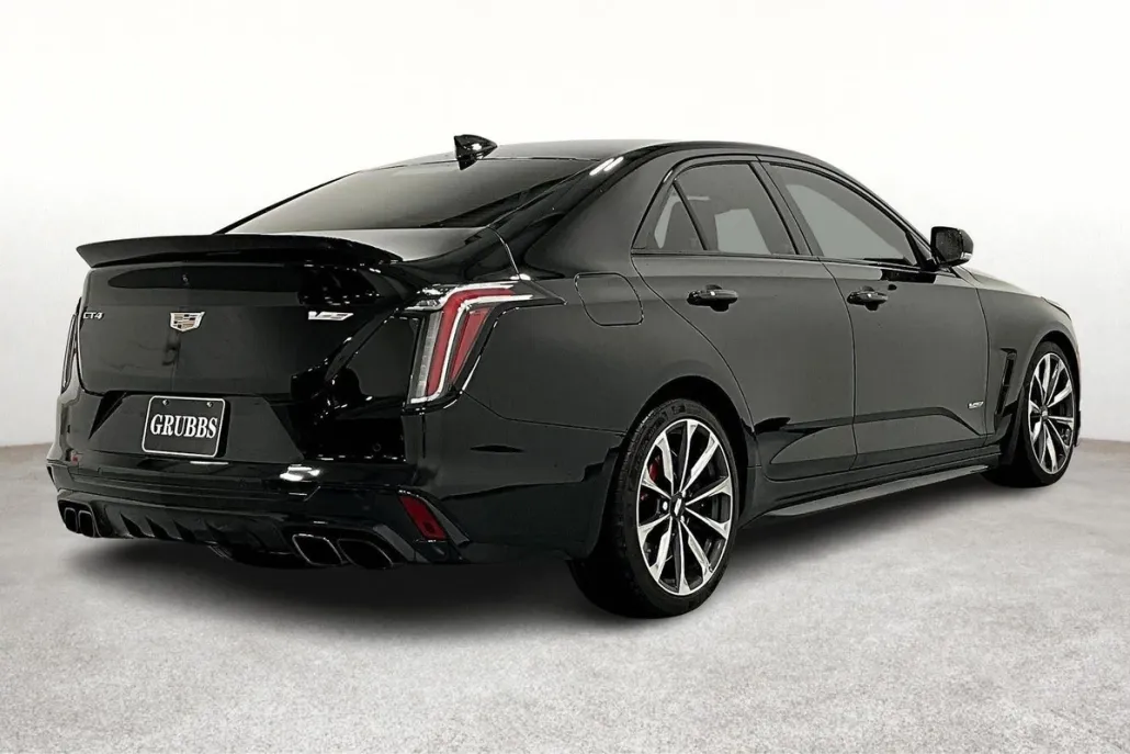 2023 Cadillac CT4 photo 1