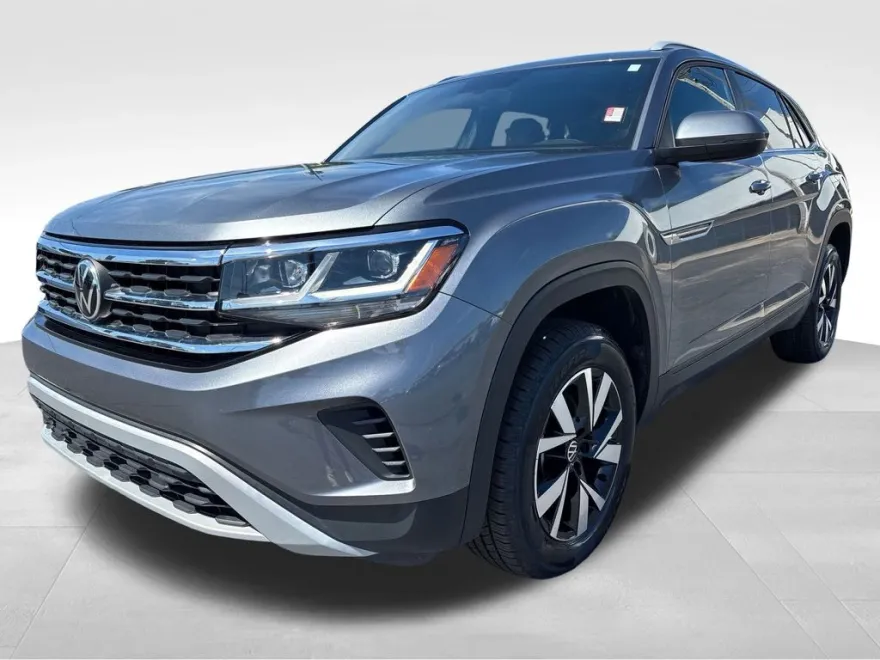 2022 Volkswagen Atlas Cross Sport SE photo 1