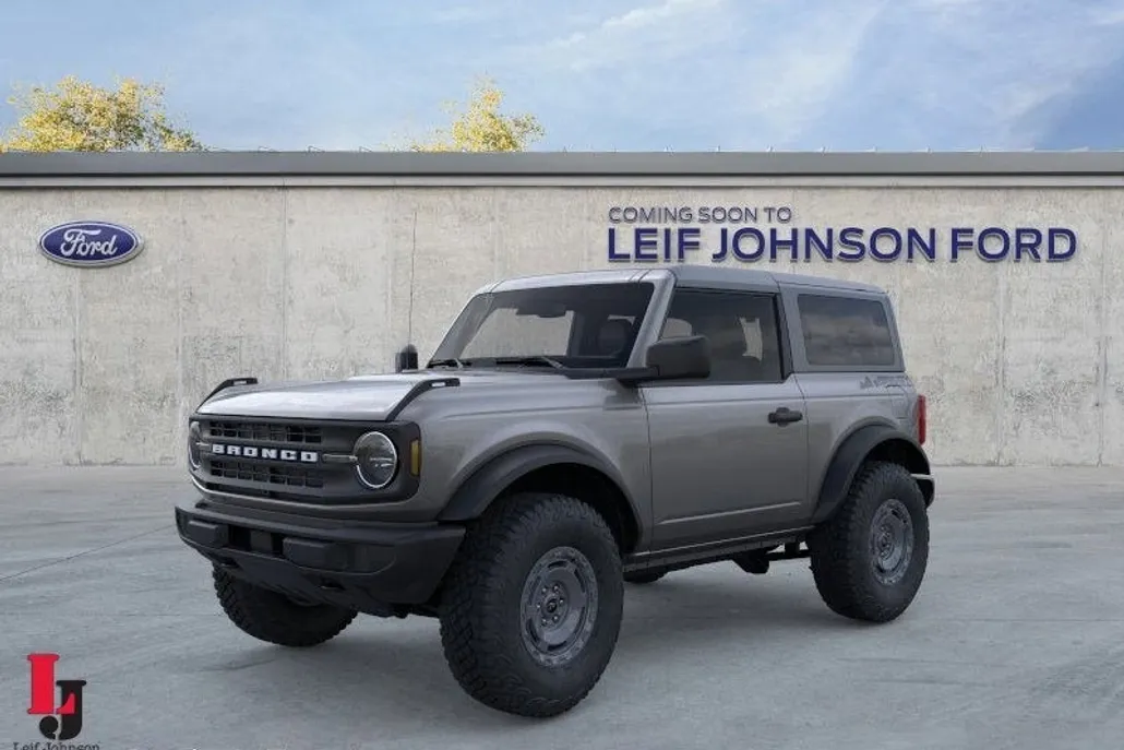 2025 Ford Bronco Base photo 1