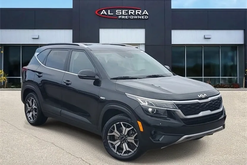 2023 Kia Seltos EX photo 1