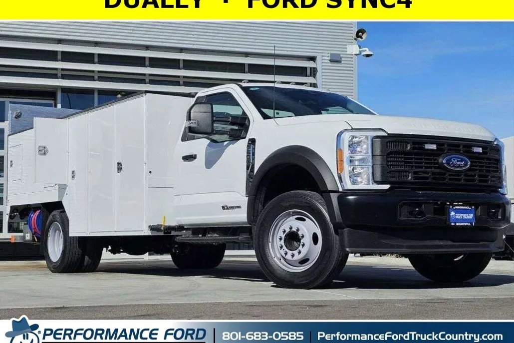 2024 Ford F-550 XL photo 1