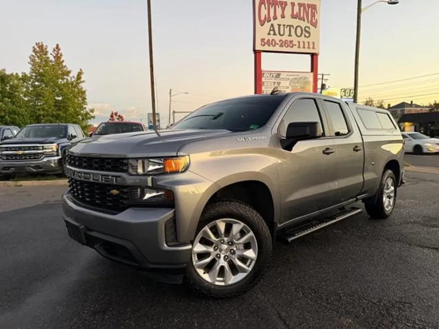 2020 Chevrolet Silverado 1500 Custom photo 1