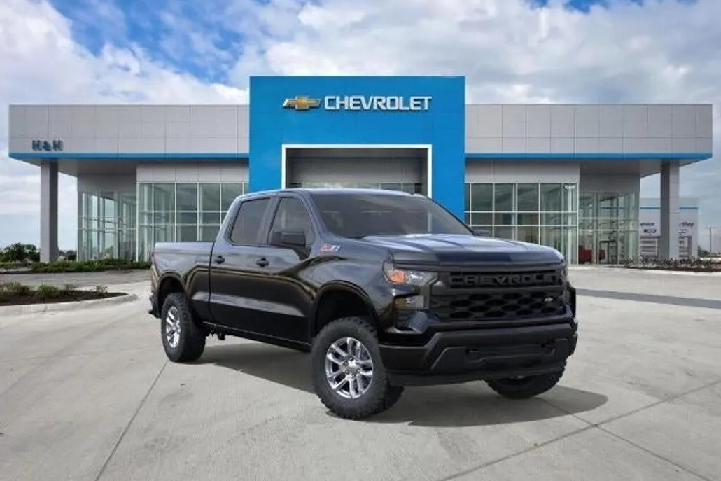 2026 Chevrolet Silverado 1500 photo 1