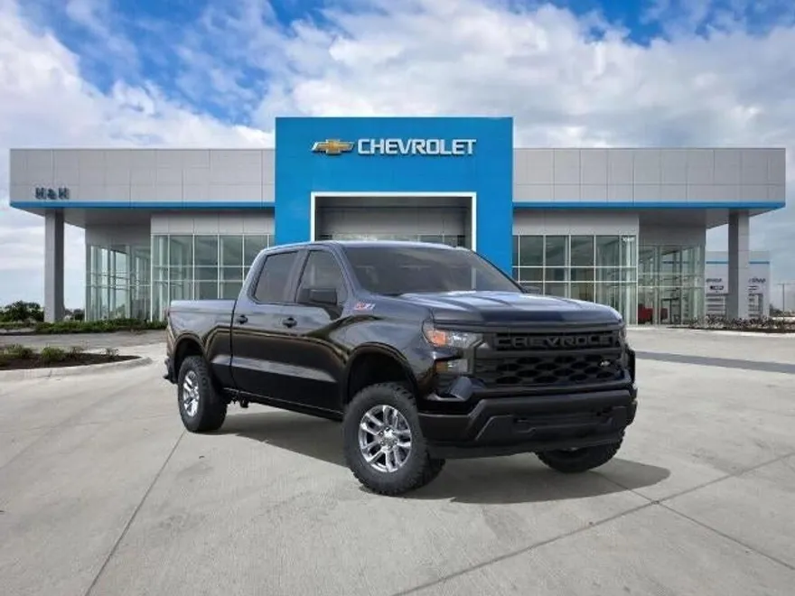 2026 Chevrolet Silverado 1500 photo 1