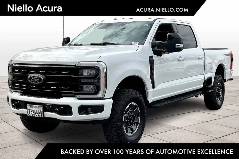 2024 Ford F-350 Lariat photo 1