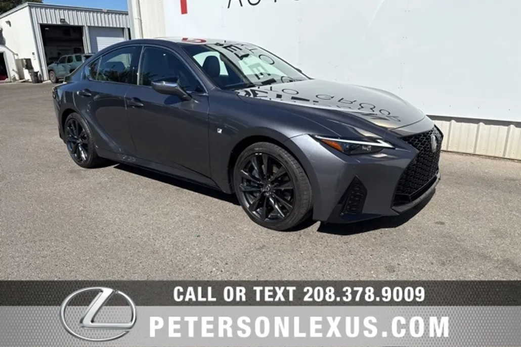 2023 Lexus IS 350 F SPORT photo 1