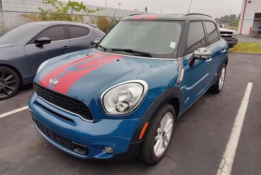 2012 Mini Cooper S ALL4 photo 1