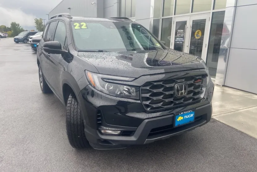 2022 Honda Passport TrailSport photo 1