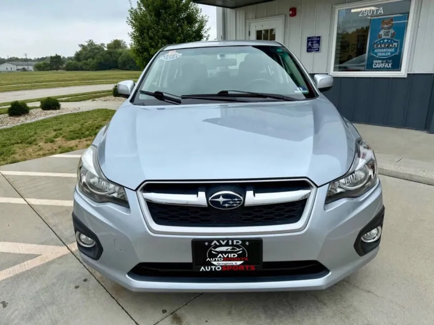 2013 Subaru Impreza 2.0i Premium photo 1