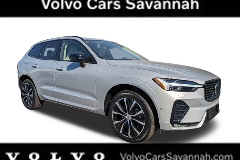 2025 Volvo XC60 B5 Plus photo 1