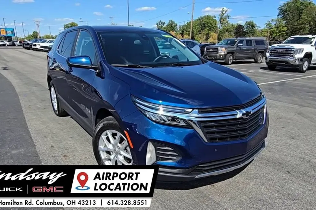 2023 Chevrolet Equinox LT photo 1