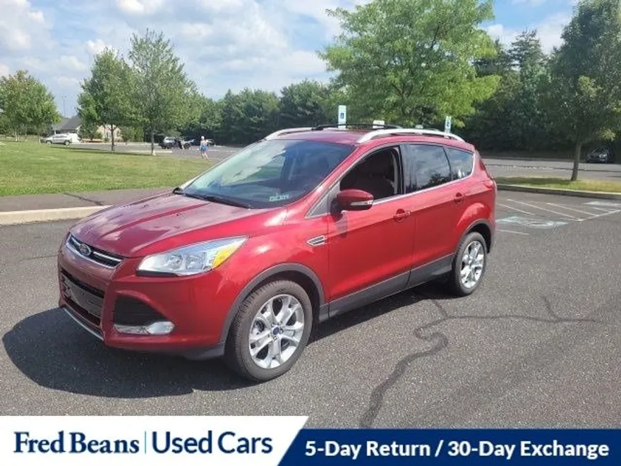 2015 Ford Escape Titanium photo 1