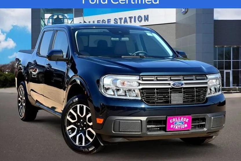 2022 Ford Maverick Lariat photo 1