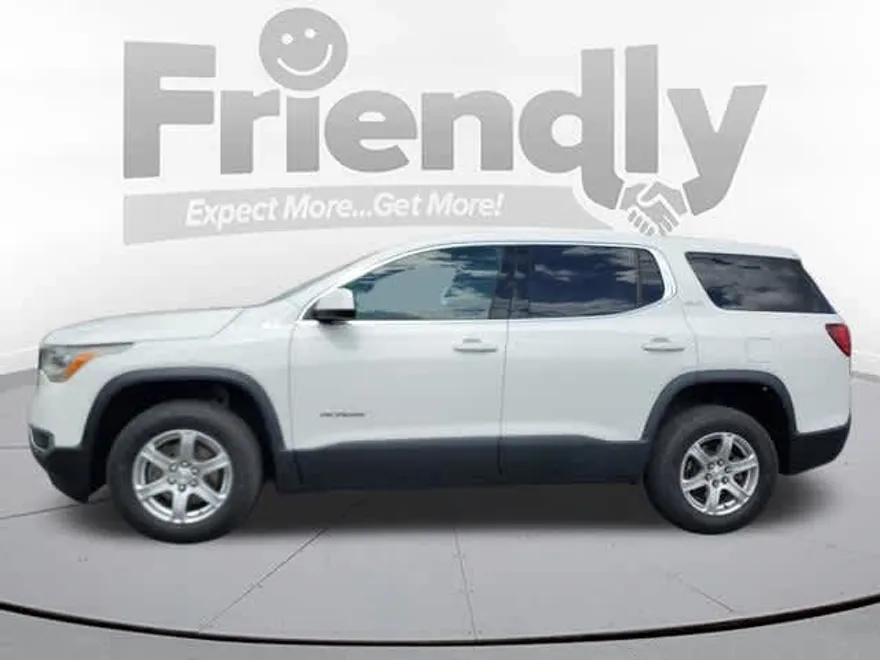 2019 Gmc Acadia SLE photo 1