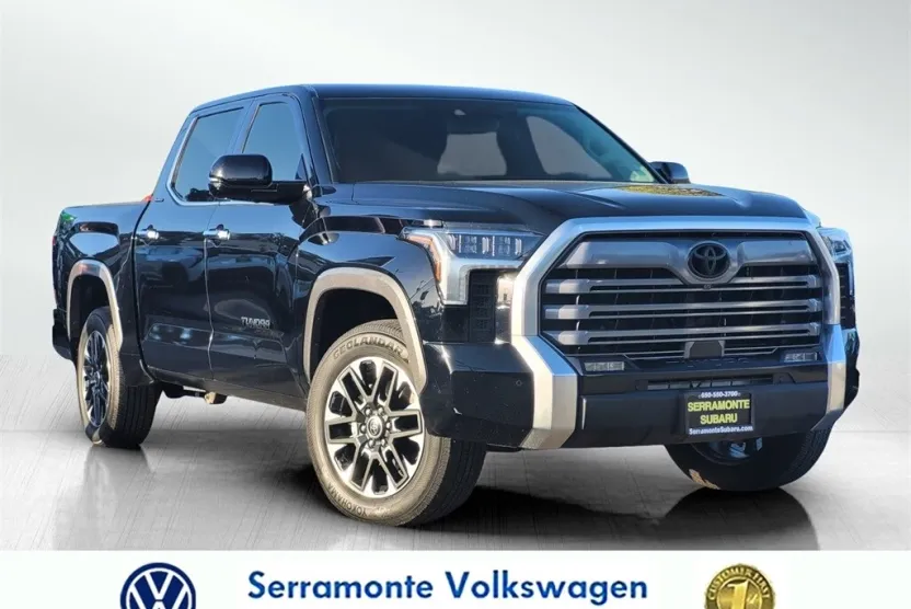 2023 Toyota Tundra Limited photo 1