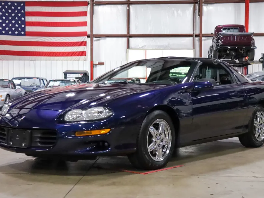 1998 Chevrolet Camaro Coupe photo 1