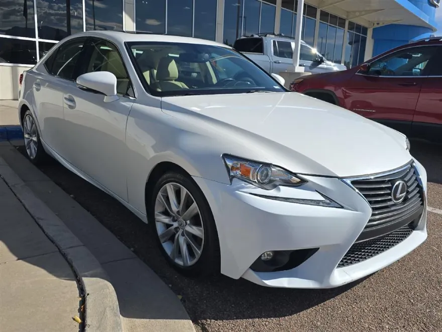 2015 Lexus IS 250 photo 1