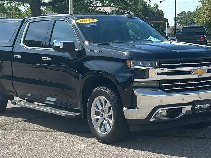 2019 Chevrolet Silverado 1500 LTZ photo 1
